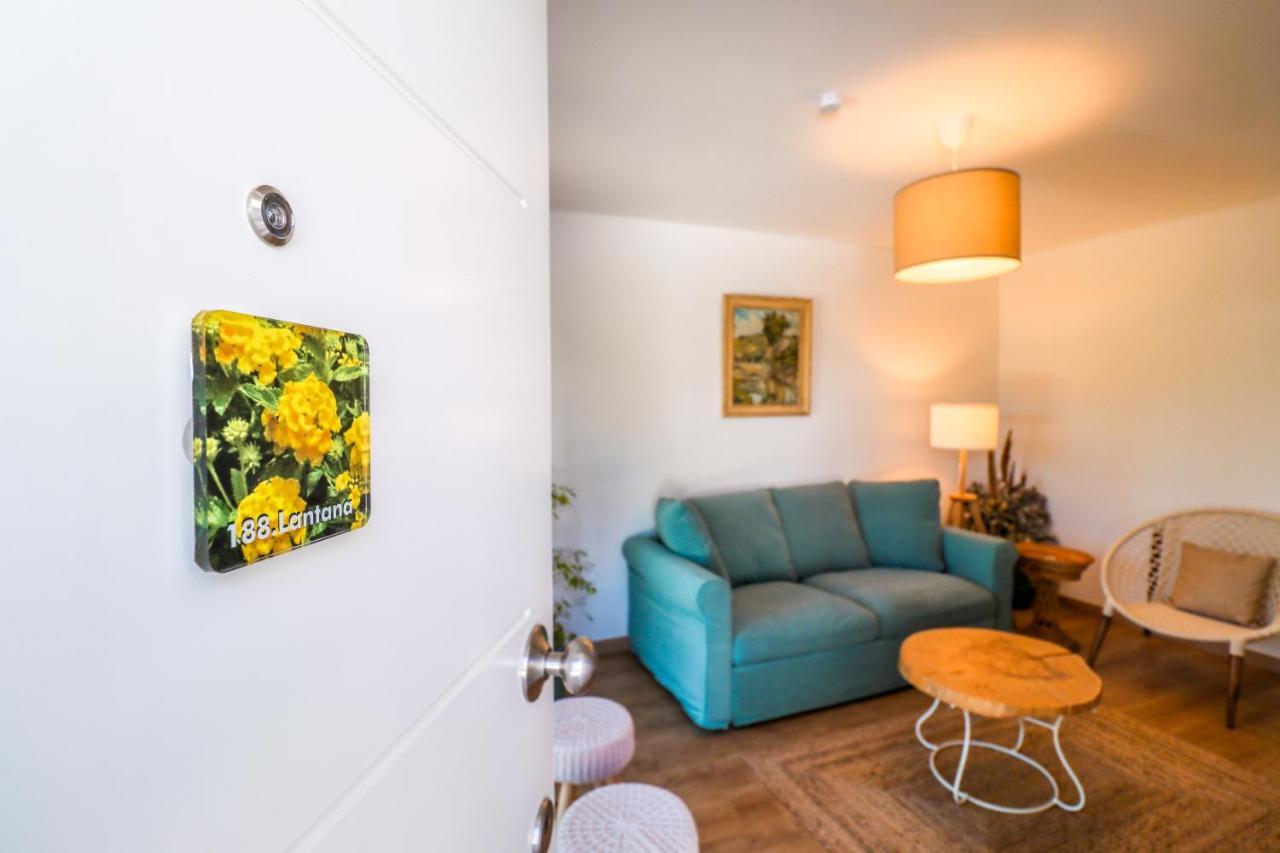 188 Apartments - Lantana - Pool, Garden And Patio كاسكايس المظهر الخارجي الصورة
